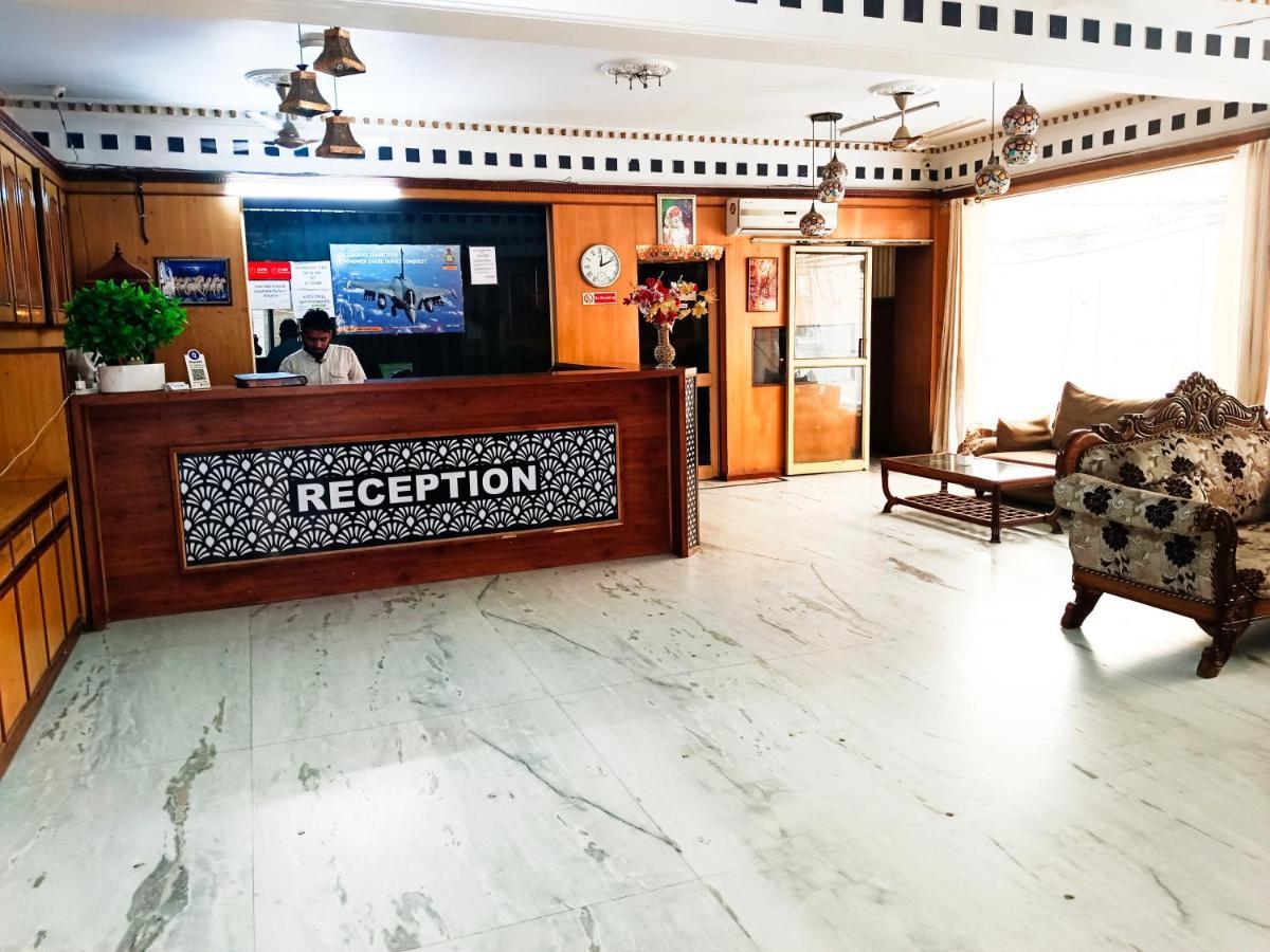 Hotel Krone Near Igi Airport Delhi New Delhi Exterior photo